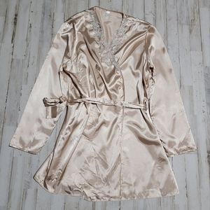 Flora Nikrooz Short Satin Robe